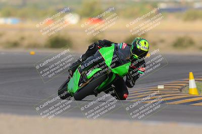 media/Sep-10-2023-SoCal Trackdays (Sun) [[6b4faecef6]]/Turn 11 (725am)/